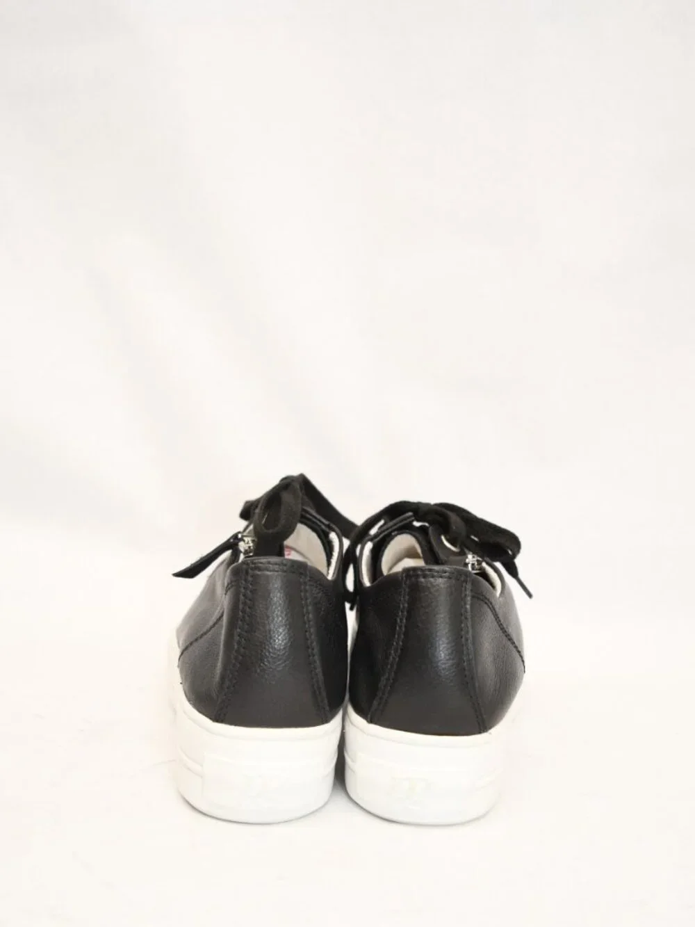 NEW $440 PAUL GREEN skylar platform sneaker TRAINER LEATHER BLACK 9.5 US (TF22)